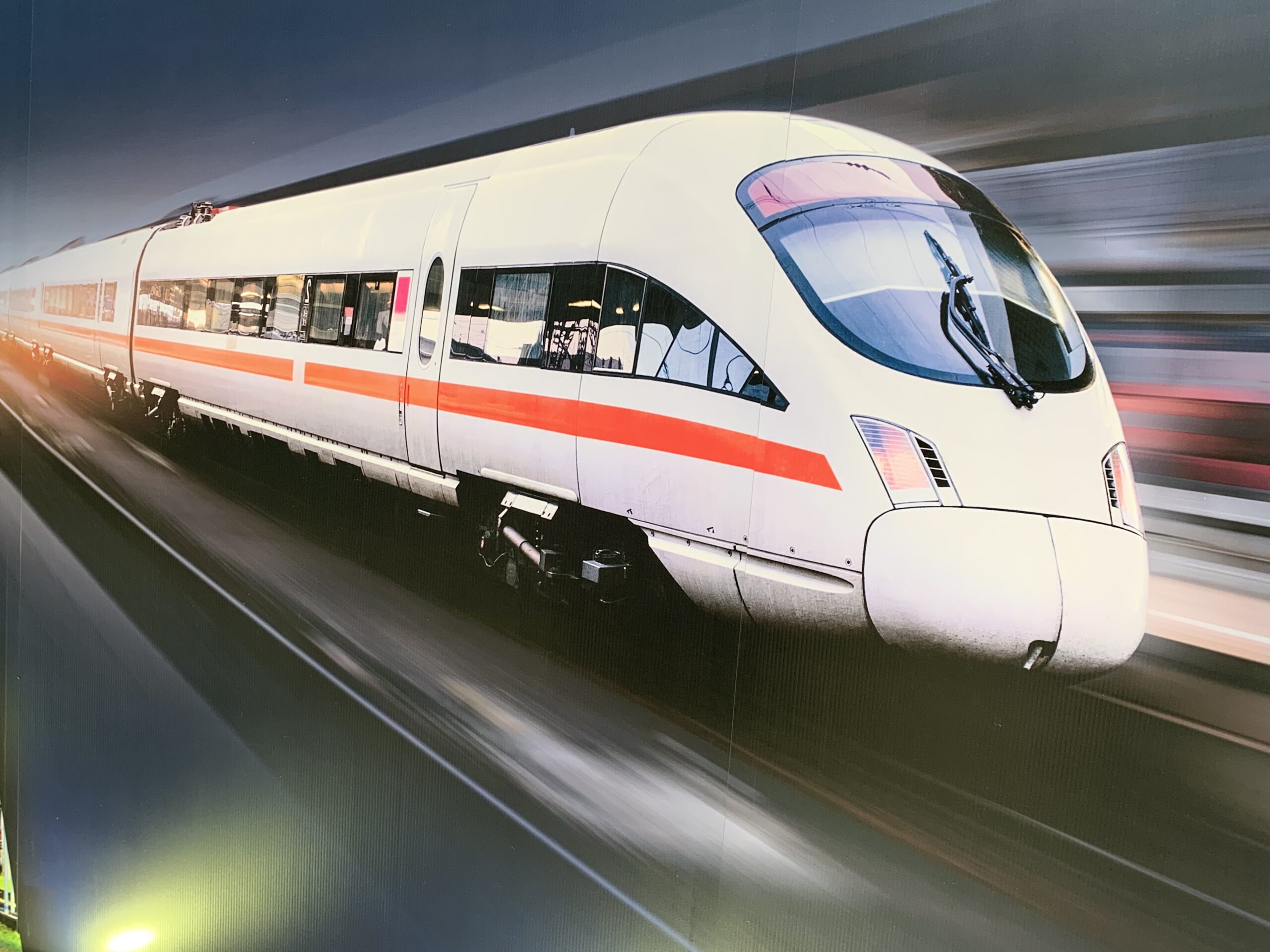 3개 공항을 연결하는 고속철도: 계약 변경안 미결정, ...