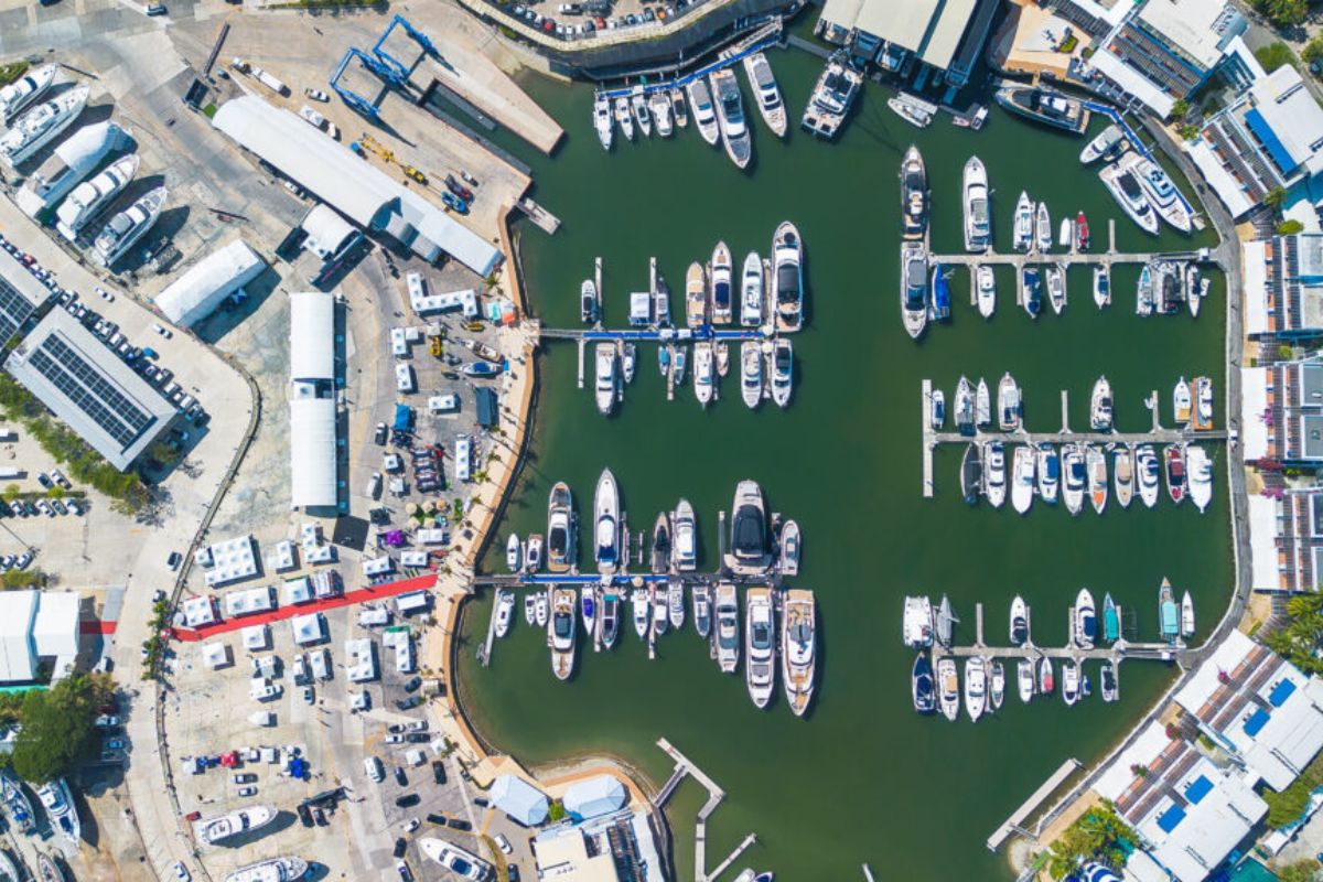 해양 관광을 주도하여 태국을 지역 관광 허브로 강화한다...
